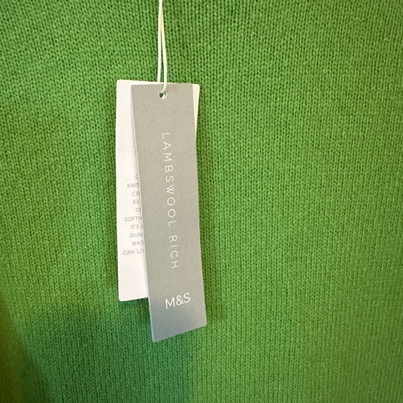 M&S Collection LambsWool Rich Sweater  NWT Size 6  Lime Green - Picture 4 of 12